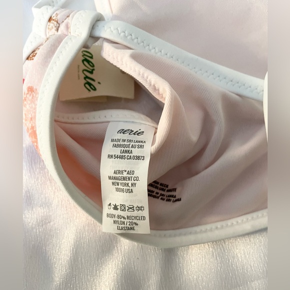 Sz L Aerie Women's Pink and White bikini top - Picture 8 of 9